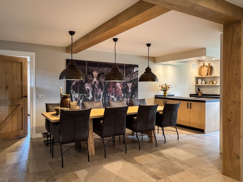 2025: interne verbouwing woonkamer / keuken woning